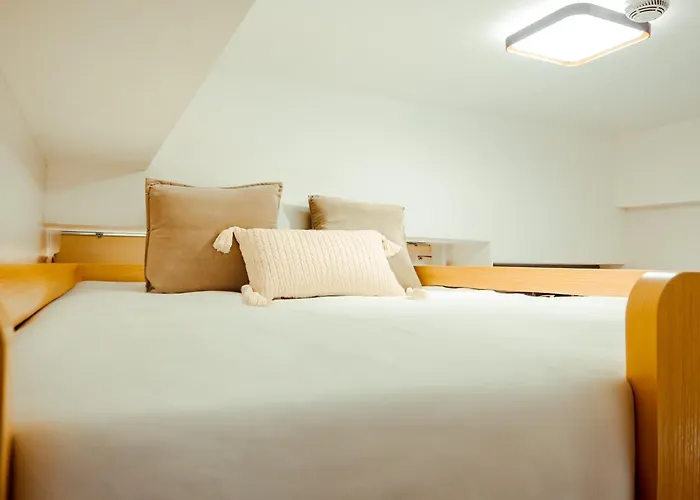 Casa Solaeice Fully Furnished 1br With Balcony - Sleeps 4 In Casa Mira Mandaue City