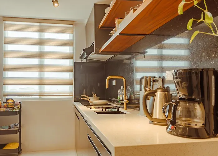 Casa Solaeice Fully Furnished 1br With Balcony - Sleeps 4 In Casa Mira