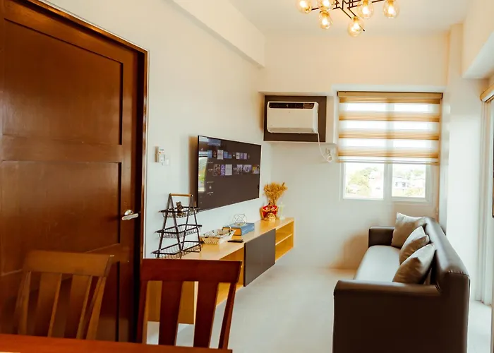 Casa Solaeice Fully Furnished 1br With Balcony - Sleeps 4 In Casa Mira Aparthotel Mandaue City