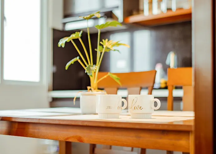 Casa Solaeice Fully Furnished 1br With Balcony - Sleeps 4 In Casa Mira Aparthotel
