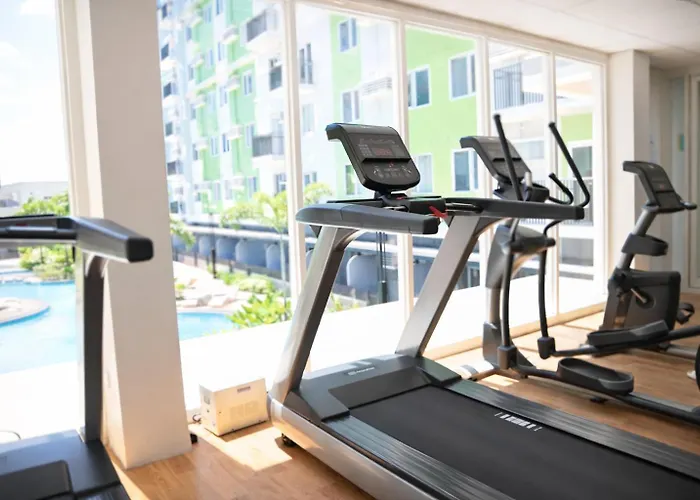 Aparthotel Casa Solaeice Fully Furnished 1br With Balcony - Sleeps 4 In Casa Mira Mandaue City